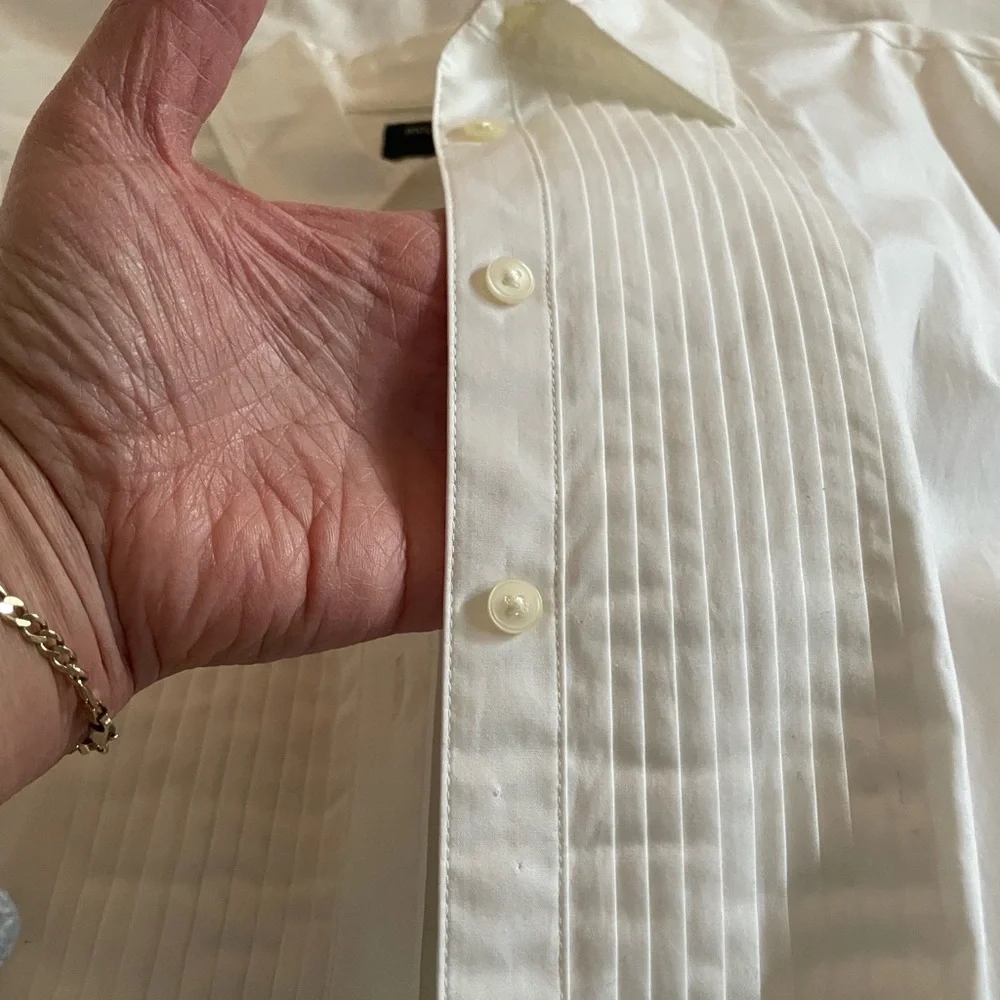 Classic White Womans Dress Shirt - Picture 1 of 4